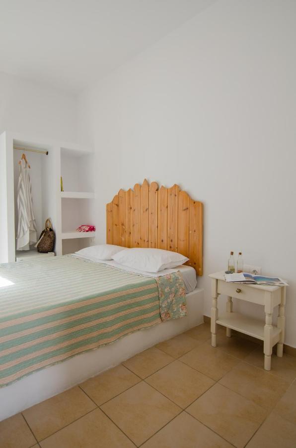 Marias Rooms Иос Экстерьер фото