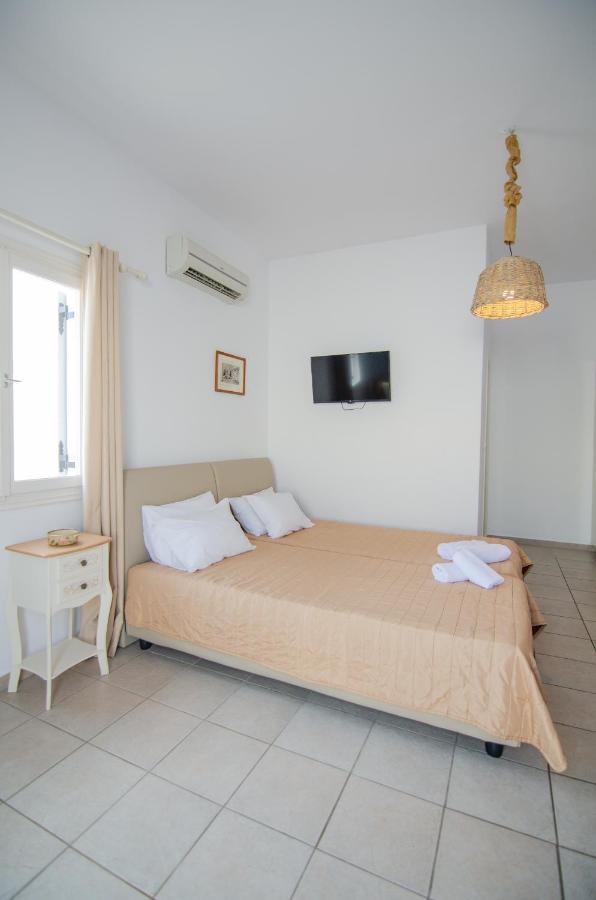Marias Rooms Иос Экстерьер фото